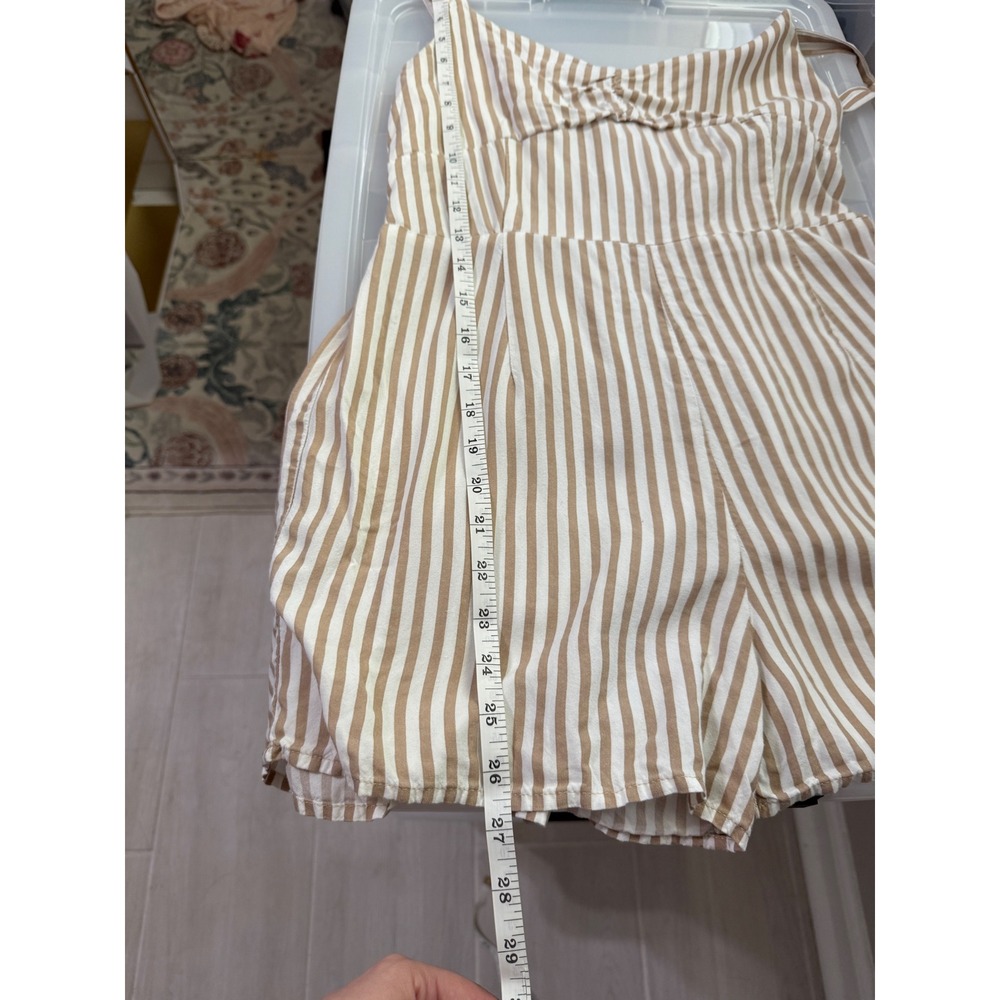 Derek Heart Romper Womens Medium Tan White Striped Excellent Tie Shoulder Smock - Picture 8 of 8